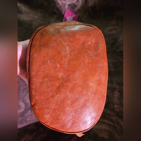 Il Bisonte Genuine Leather Crossbody In Warm Brown - Picture 6 of 10